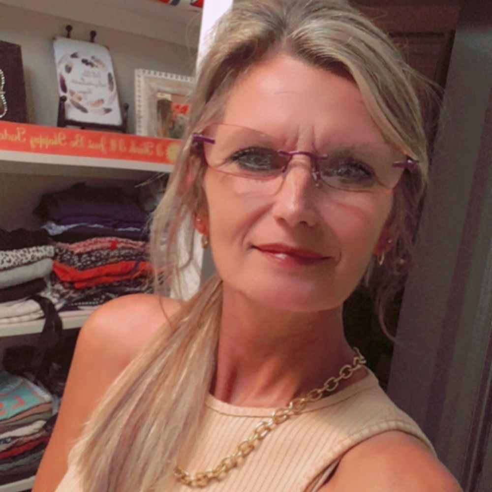 Meet your Posher, Shannon